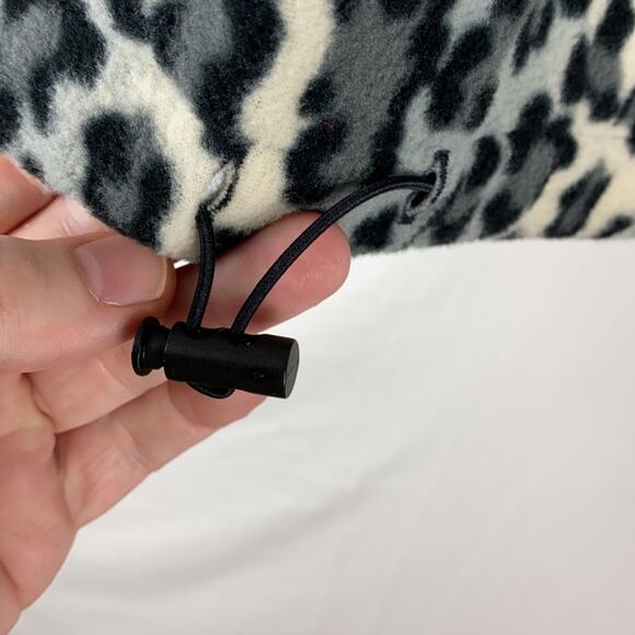 NWT Abound Nordstrom Rack Gray Leopard Cropped Fleece Top Drawstring Medium - Picture 7 of 10